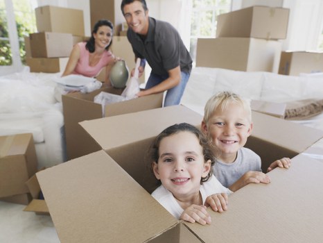 Removal truck hire service for Eastfinchley home and flat moves