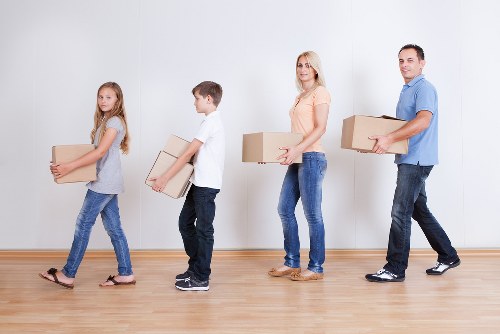 Man and van support for flat moves and deliveries in East Finchley